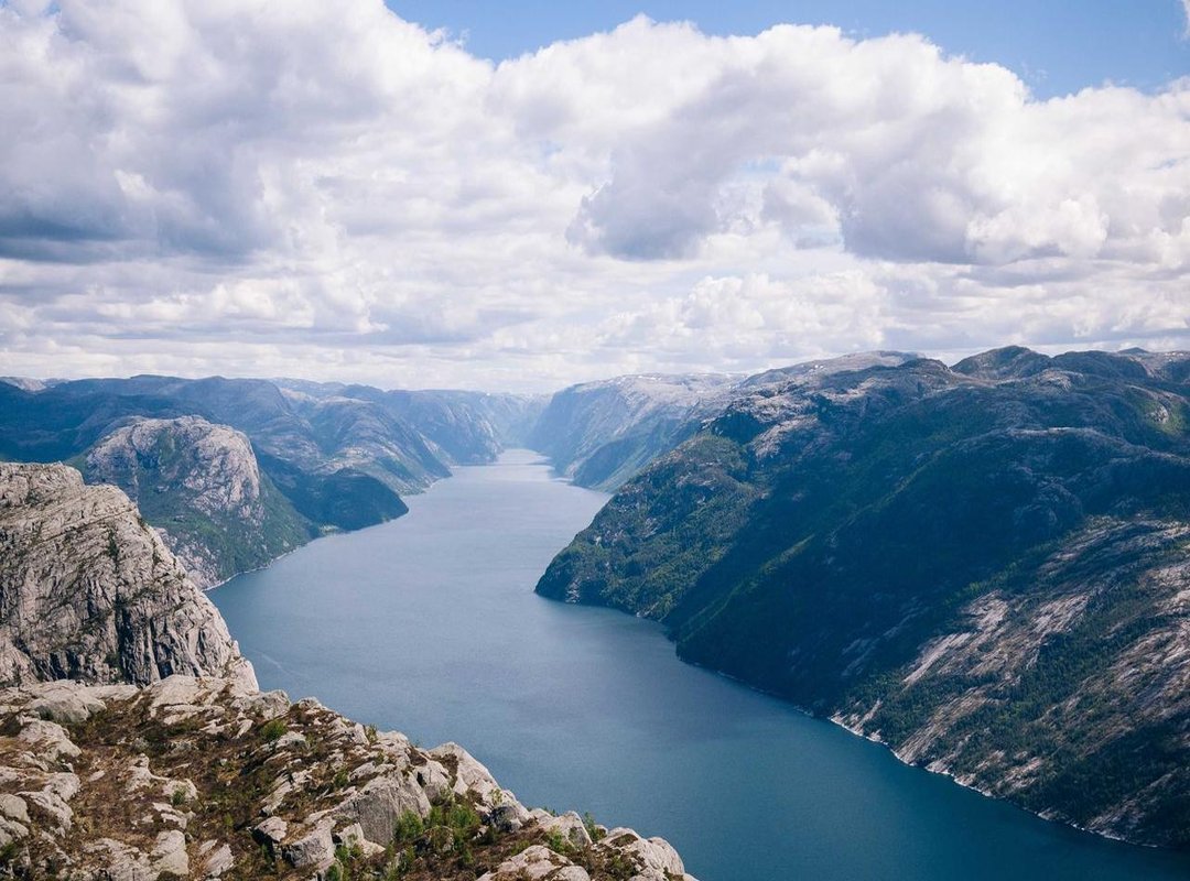 How to Exchange Your Pesos: A Practical Comparison of Methods